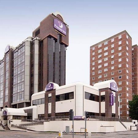 Premier Inn Sunbury - Kempton Park Екстер'єр фото